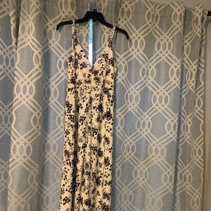 Banana Republic Maxi Dress w/ long slit